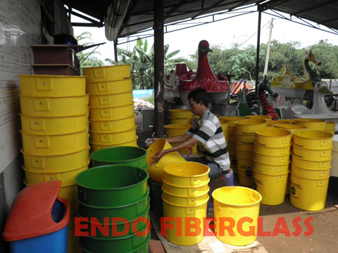 Jual Tempat Sampah Fiberglass Organik Non Organik Jual Tempat Sampah Fiberglass Organik Non Organik