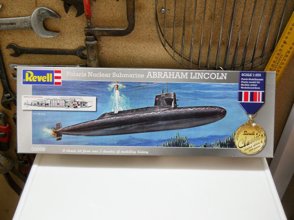 Maquetismo Estático Revell's Polaris Nuclear Submarine Abraham Lincoln
