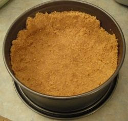 home-made graham cracker crust for cheesecake
