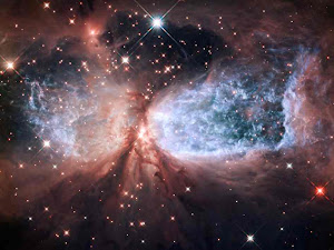 HUBBLE TELESCOPE CAPTURES PICTURE OF A SNOW ANGEL