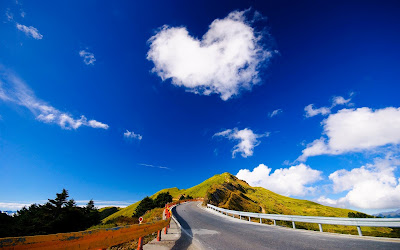 Hearty Cloud Beautiful Full HD Road Jungle Nature Wallpapers for Laptop Widescreen
