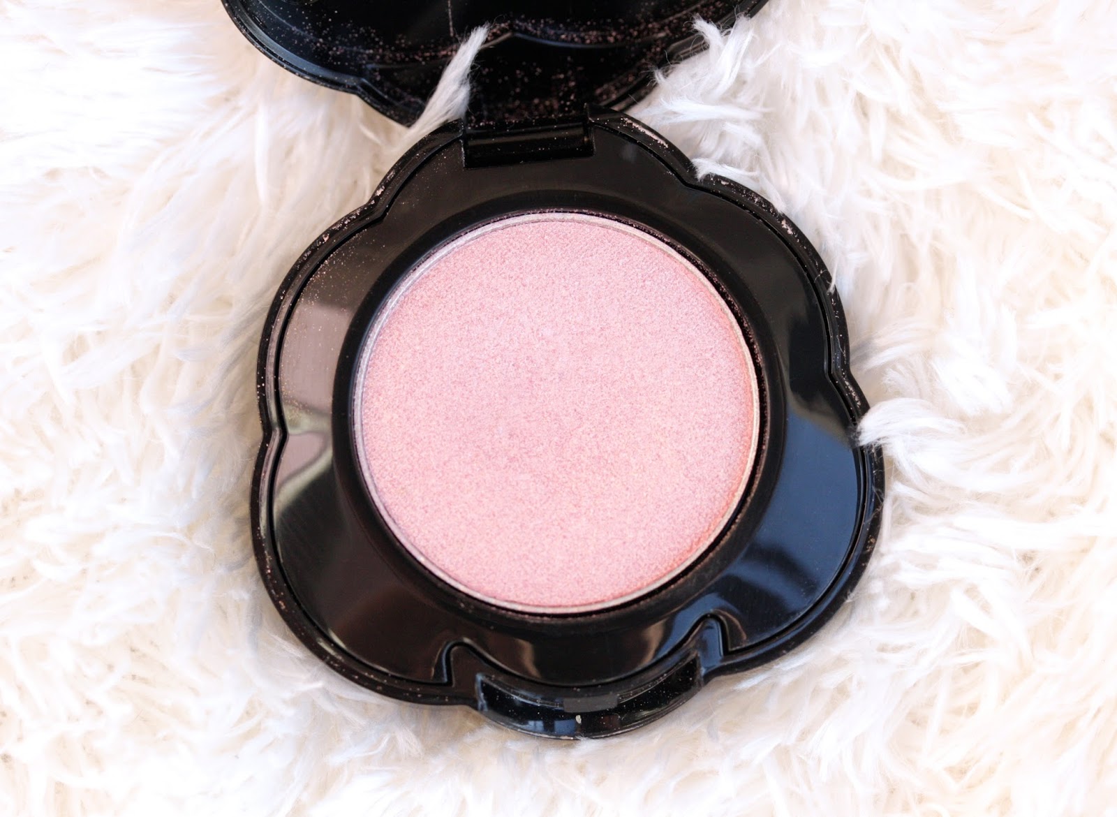 Too Faced Magic Mushroom Eyeshadow / Review and Swatches RosyChicc