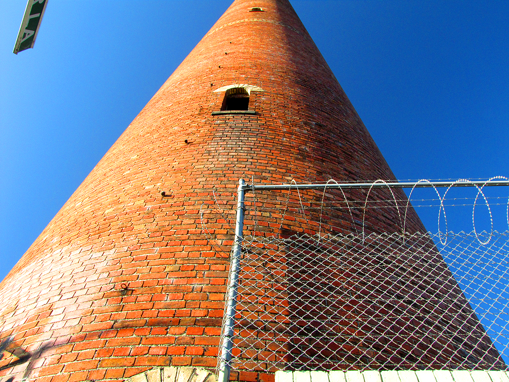 The Compleat Traveller Things You Discover Walking Clifton Hill Shot Tower