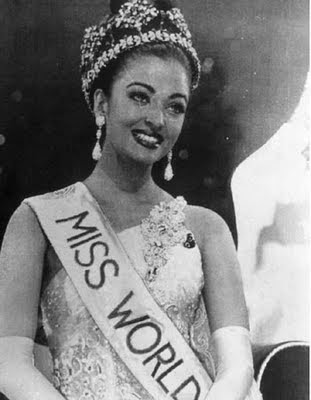 Aishwarya Rai Miss World with crown