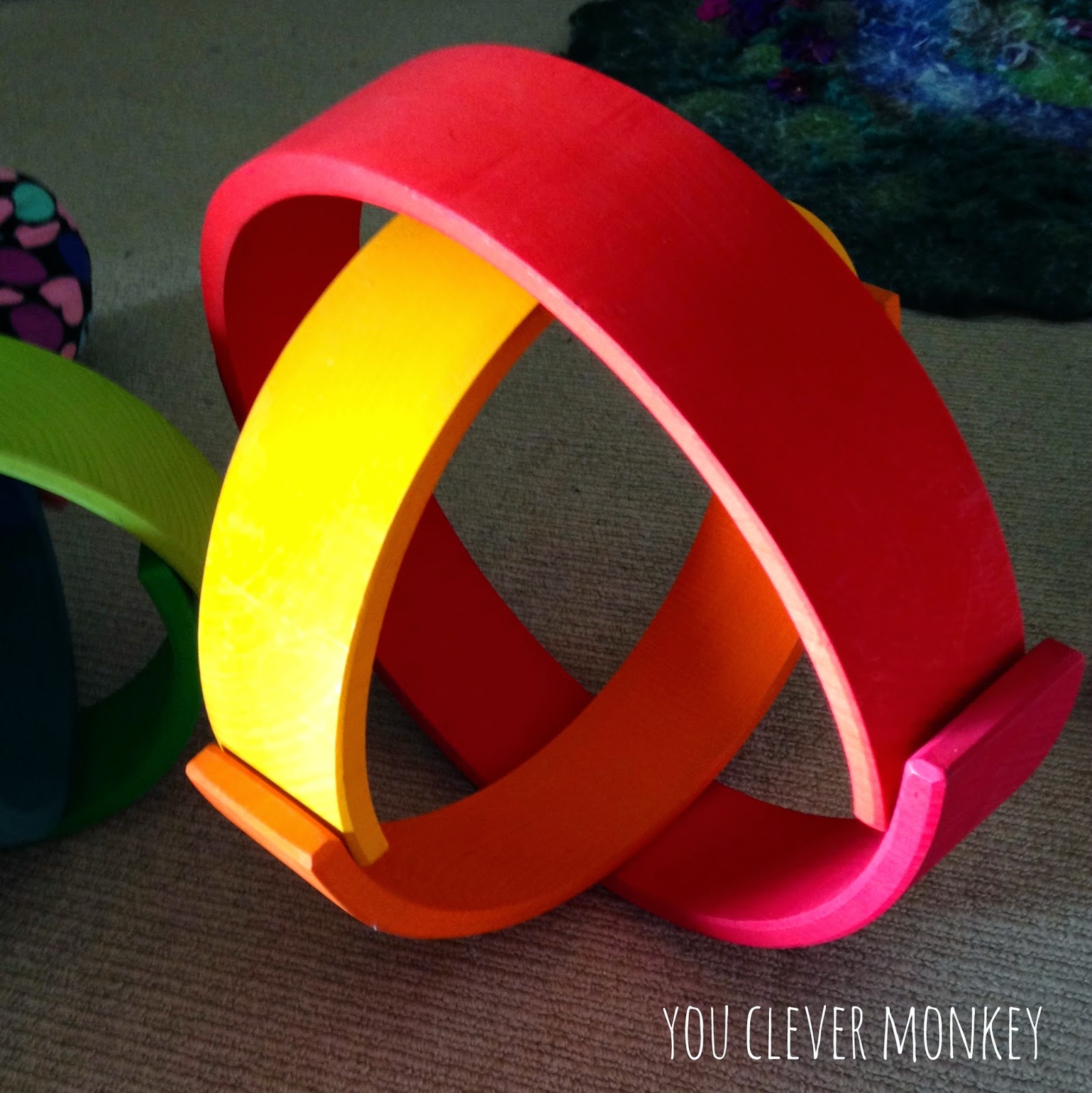 HOW TO PLAY WITH A WOODEN RAINBOW you clever monkey