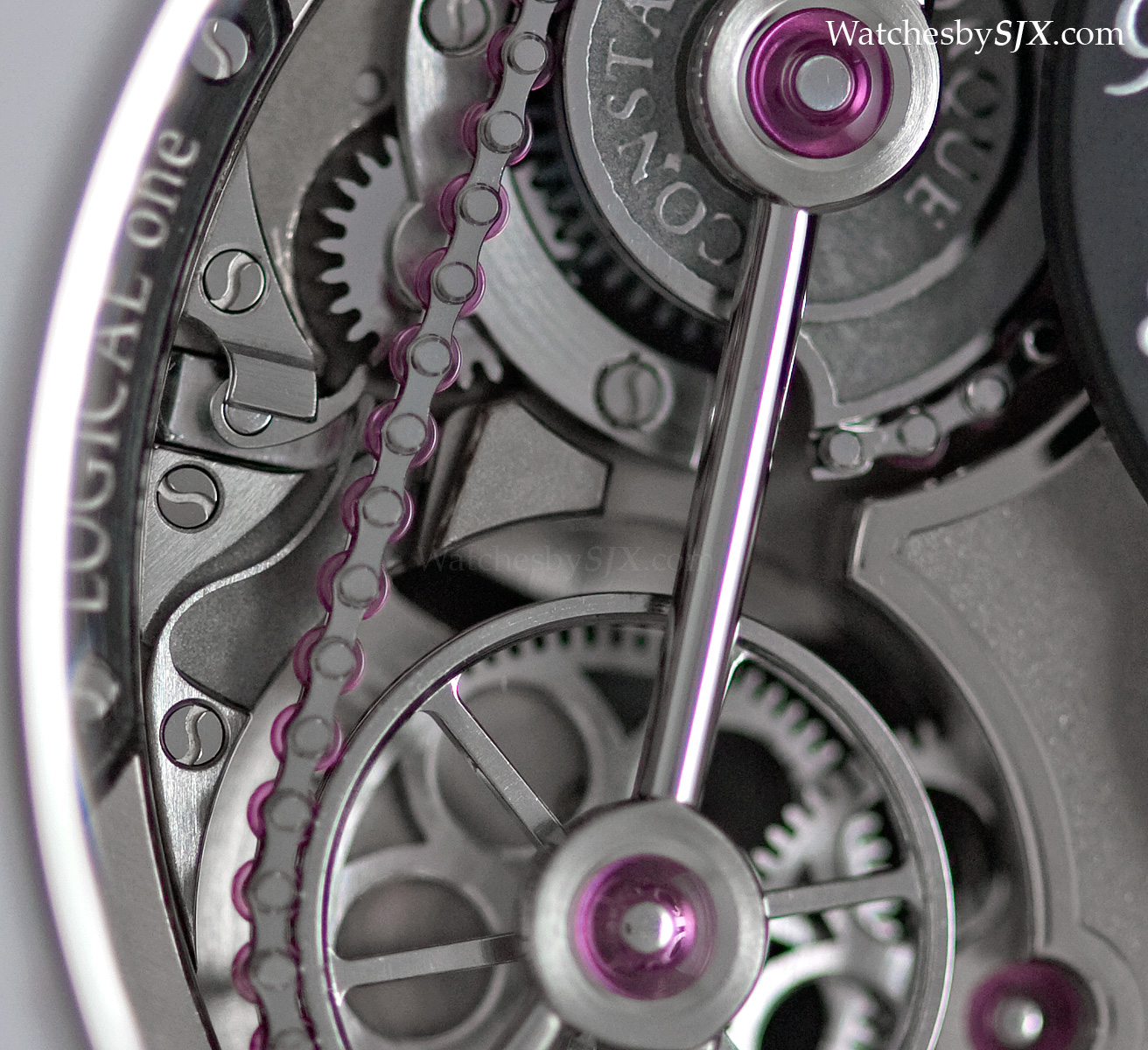 [L:http://www.watchesbysjx.com/2013/04/up-close-romain-gauthier-logical-one.html][link][/L]