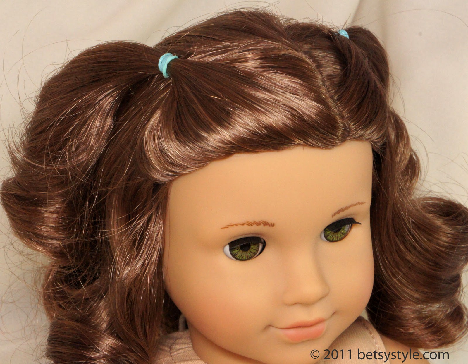 how to style doll hair