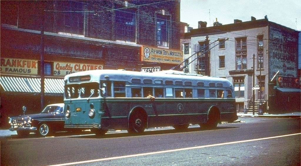 1948+St+Louis+Car+Co.+trolley+bus+in+NYC.jpg