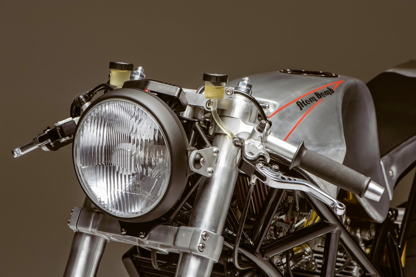 Racing Cafè: Ducati 900 SS by Atom Bomb Custom Motorcycles