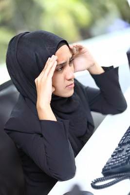Stress depan pc hilangkan jerawat muka
