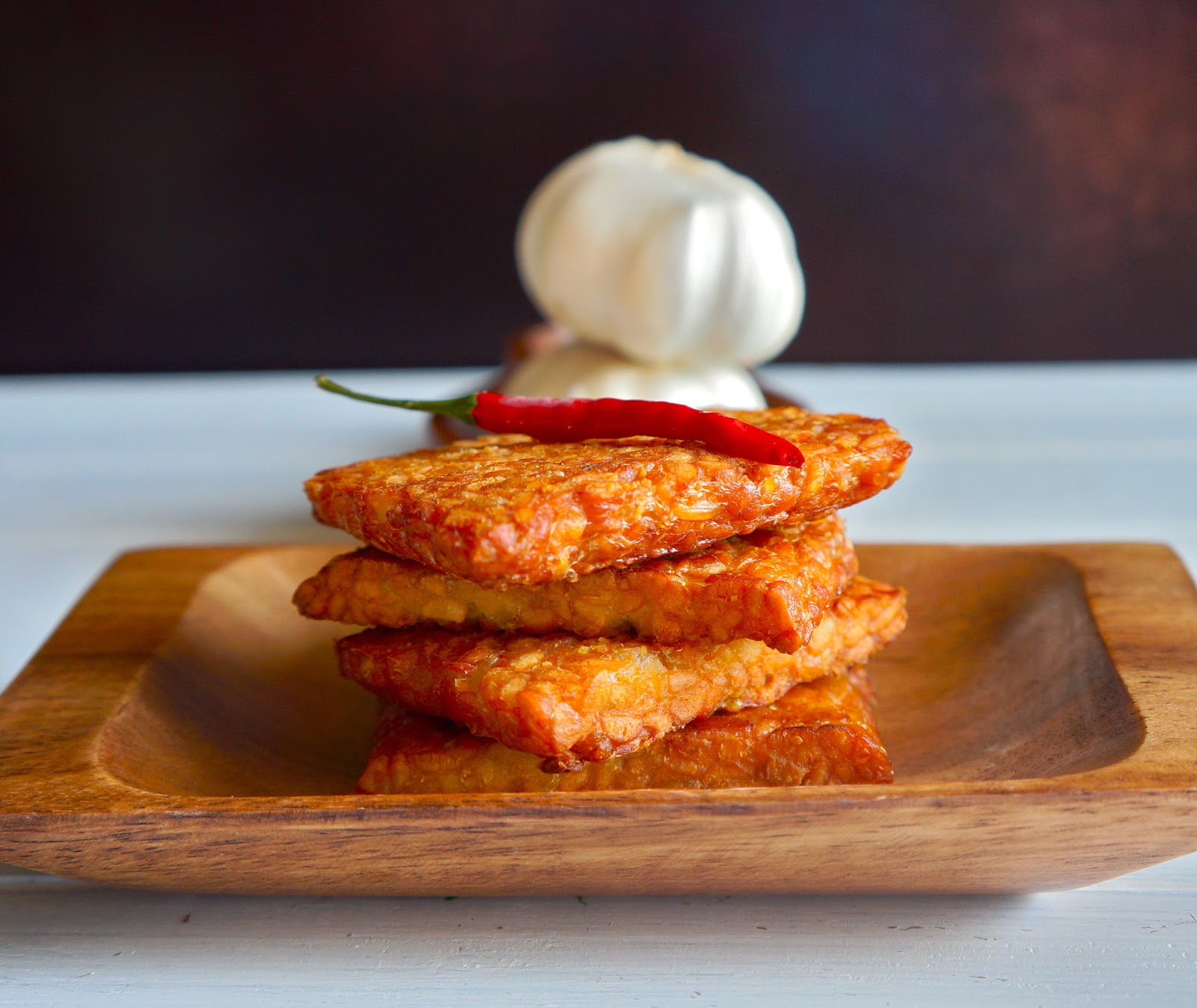 fried tempeh with garlic