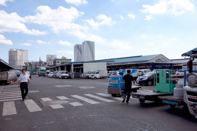 Tsukiji Fish market tokyo