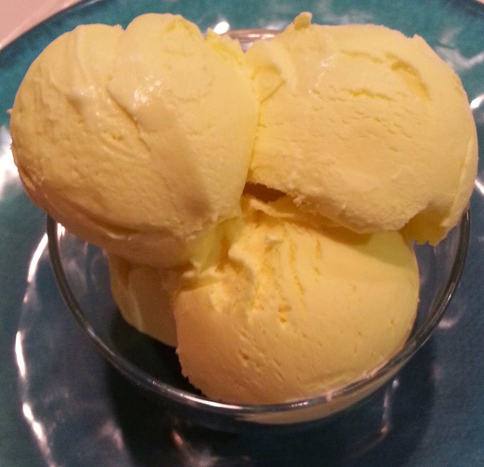 Baking Banquet LEMONADE ICE CREAM (HOMEMADE)