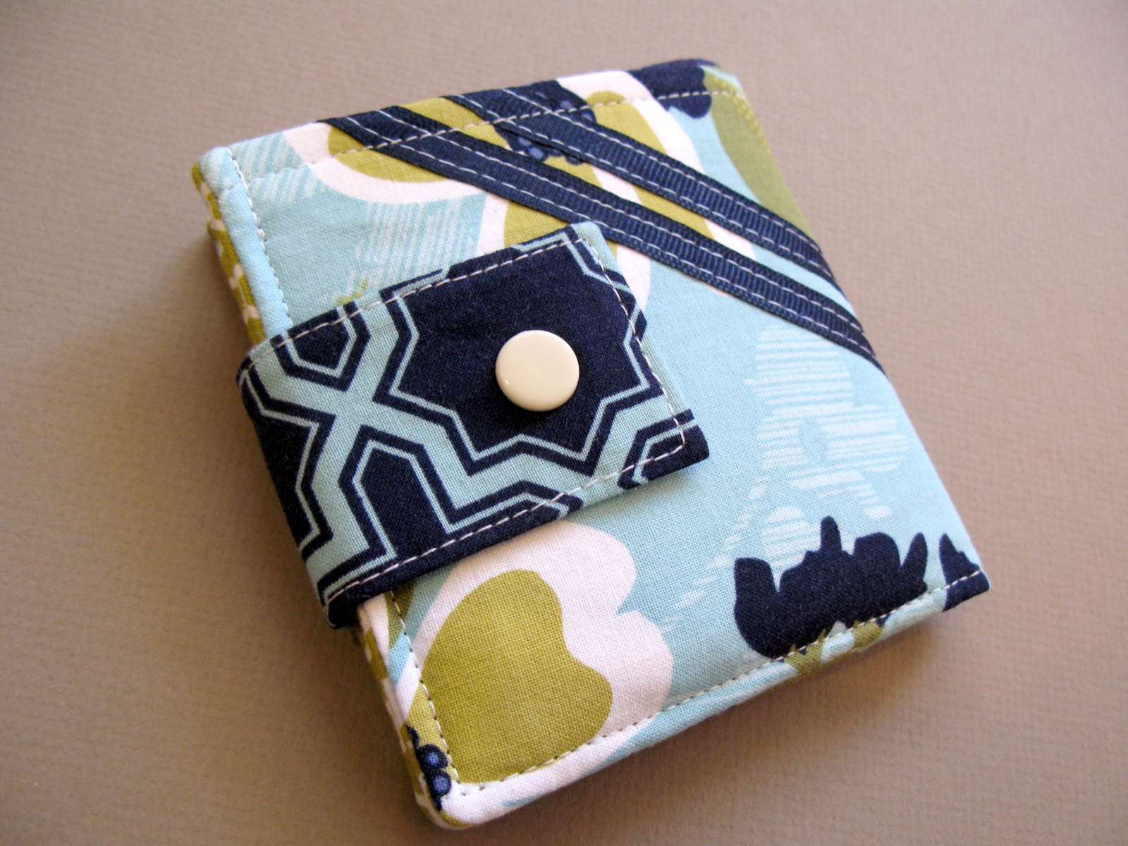 Mini Bi-Fold Wallet - Sew Modern Bags