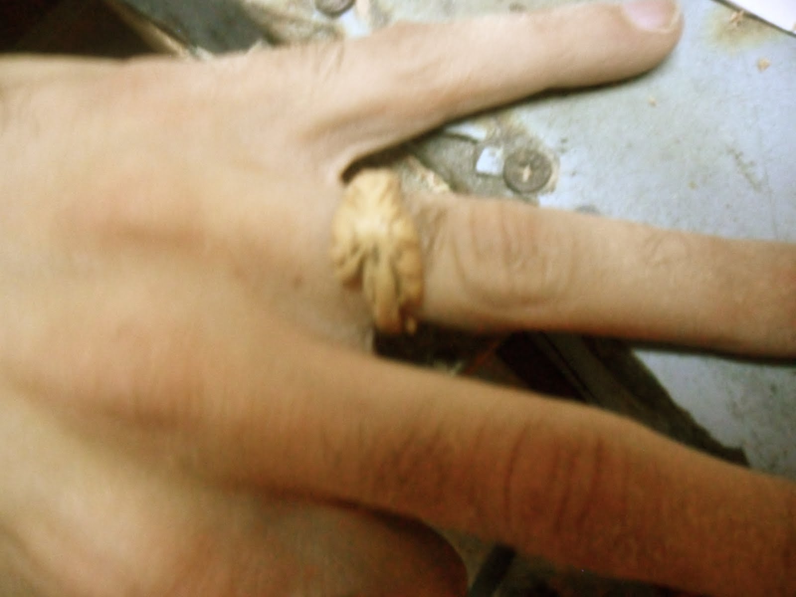 peach pit ring