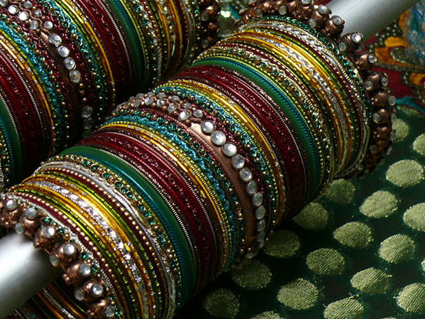 Polki-Kundan-Flowery-Bangles51.jpg