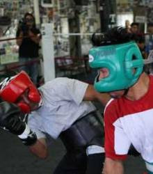 Pacquiao vs Mosley
