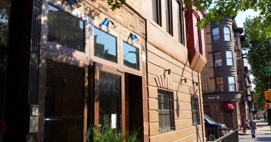 Natasha S Way Song Thai Restaurant An Evening In Brooklyn