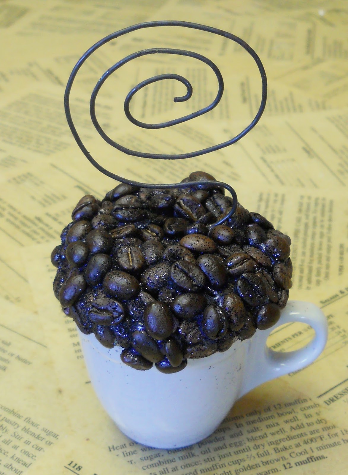 Make The Best of Things DIY Gift A Coffee Bean Photo Holder