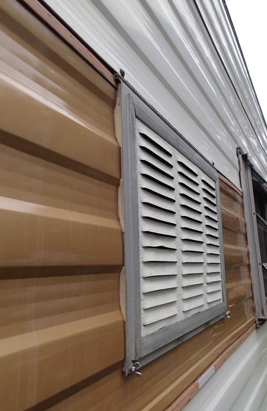 Cindy's Life (Before I It) RV Maintenance Caulking, Vinyl