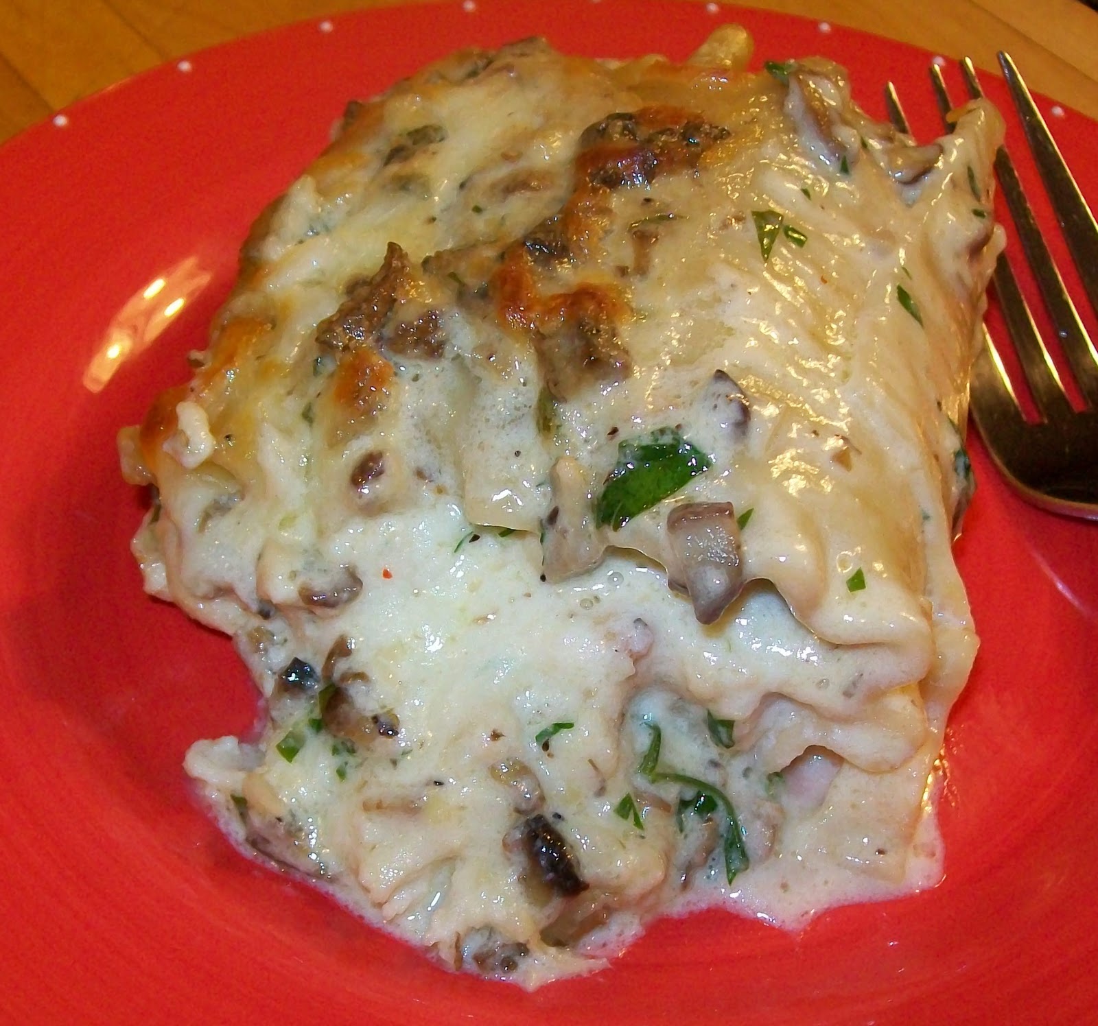 Chicken Lasagna Roll Ups with Mushroom and Garlic Alfredo Bobbi's