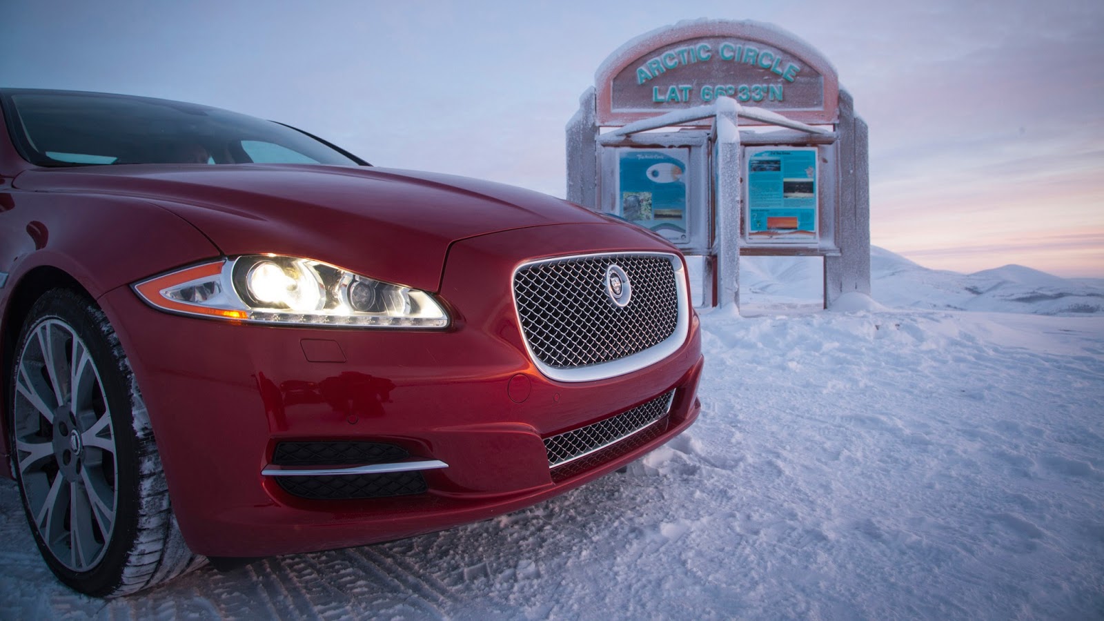 Jaguar XJ Gold