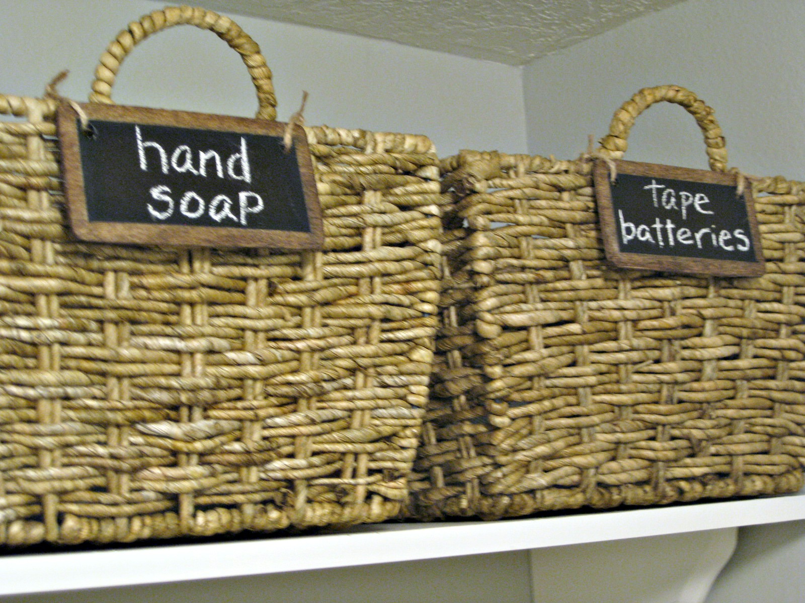 TDA decorating and design Chalkboard Basket Labels Tutorial