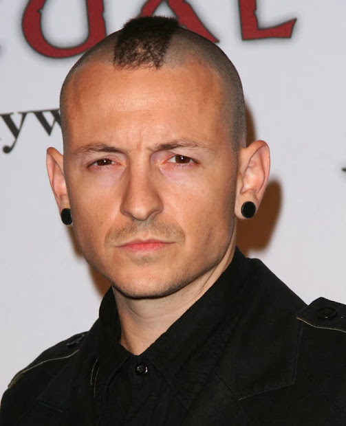 short mohawk haircut model popular