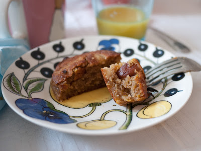 kosteat kurpitsakakkuset