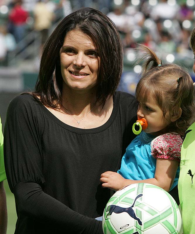 Sports Stars: Mia Hamm