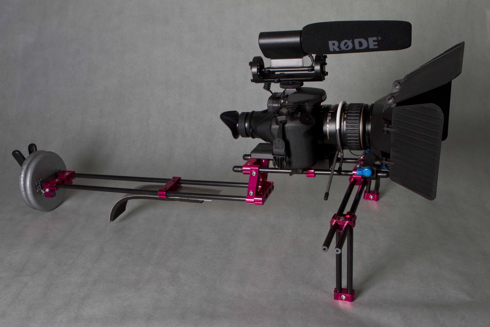 Photozblog.com: DIY DSLR Shoulder Rig