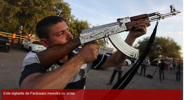 Fotos: Autodefensas, narcos y fuerzas federales en Michoacán Screenshot-by-nimbus+(20)