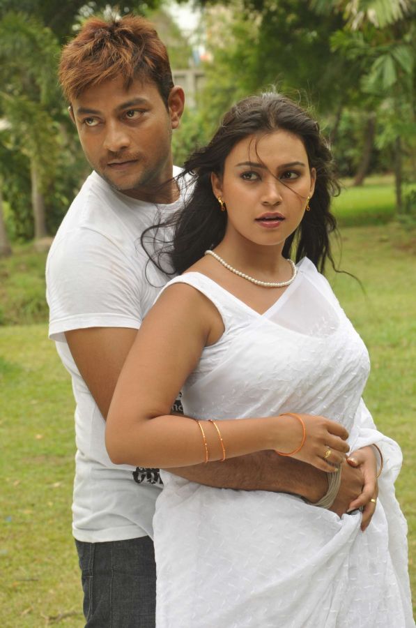 indian sexy ivan yaro movie hot new spicy stills photos indian sexy ivan yaro movie hot new spicy stills photos
