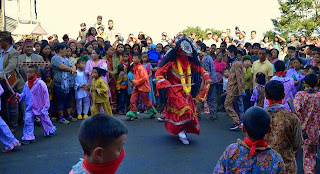 Chowrastha Darjeeling fulPati 2014 cultural unity in diversity Chowrastha Darjeeling fulPati 2014 cultural unity in diversity