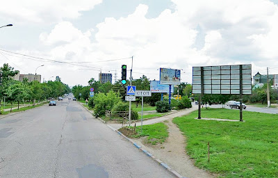 Улица Беспалова и Ялтинская трасса справа Улица Беспалова и Ялтинская трасса справа