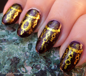#manimonday OPI Every Month is Oktoberfest, saran/cellophane marbled with Models Own 25 Carat Gold, with gold chain water decals from Born Pretty Store nail art.