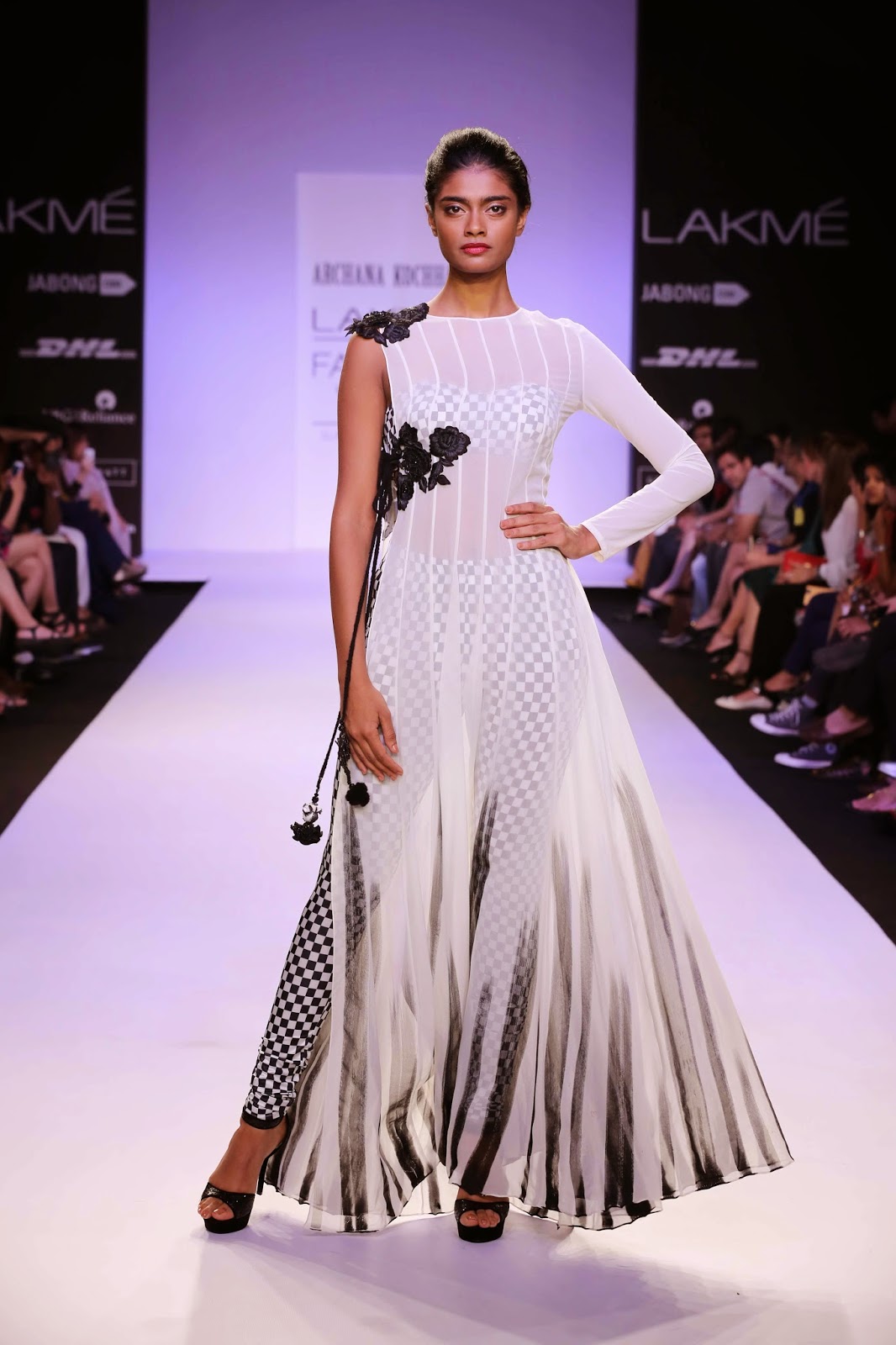 Kochhar archana lakme fashion week 12 ss best photo Kochhar archana lakme fashion week 12 ss new photo