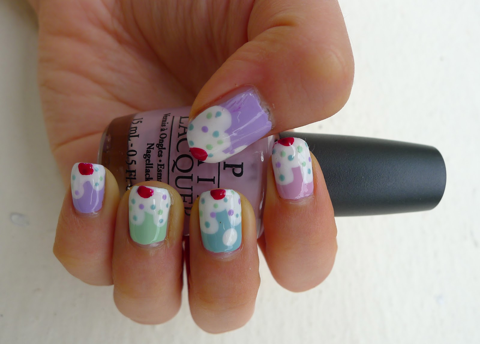 Oh, hey, Claudia Ice Cream Nails!