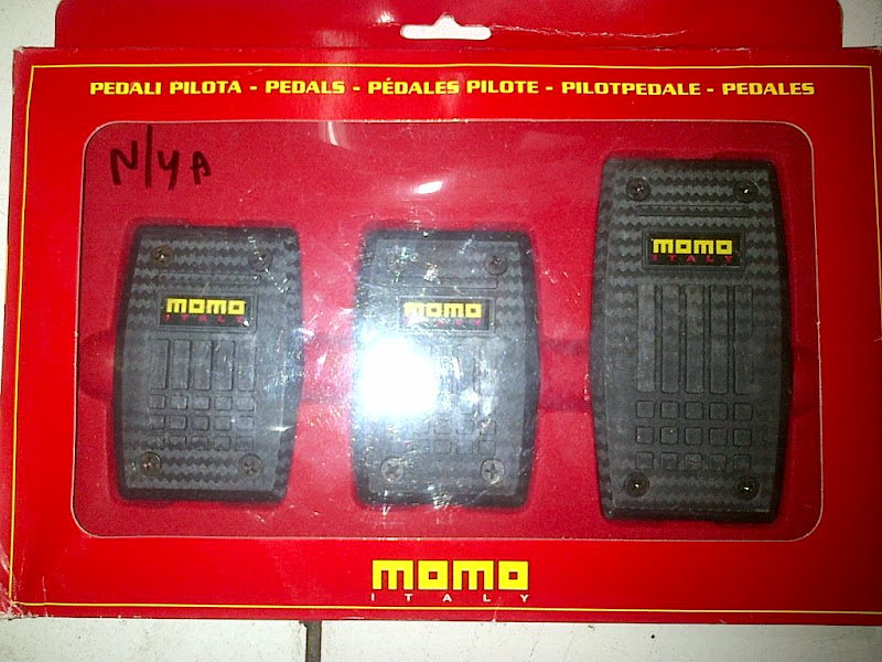 Pedal Manual Momo title=