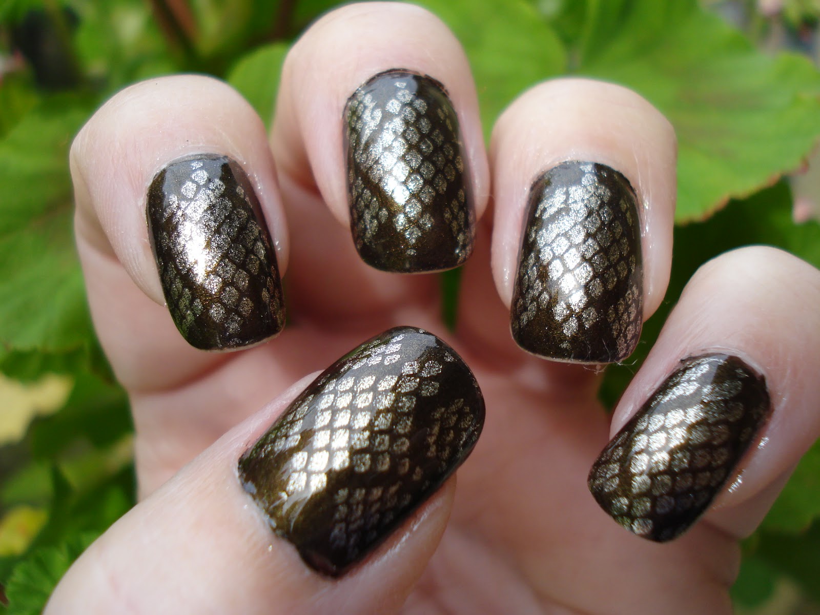 6. Snake Print Accent Nail - wide 5