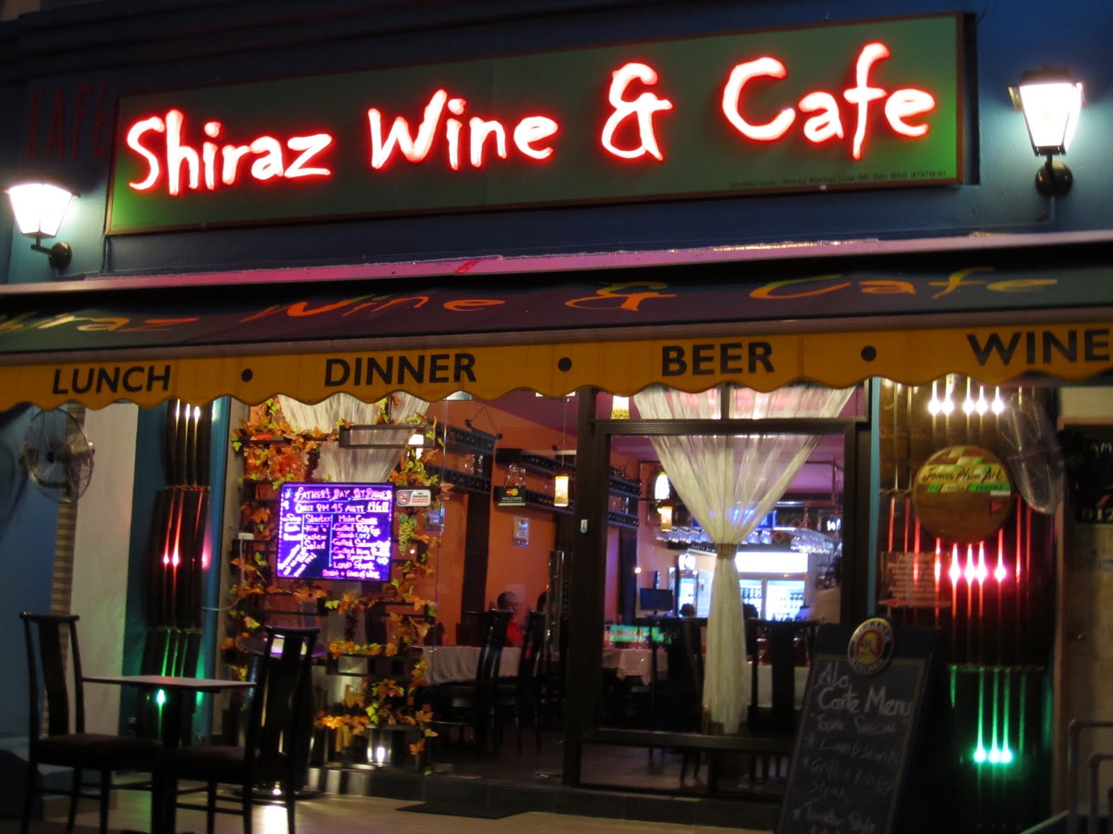 Ah Lian Ah Beng: Shiraz Wine & Cafe @ SunwayMas, PJ