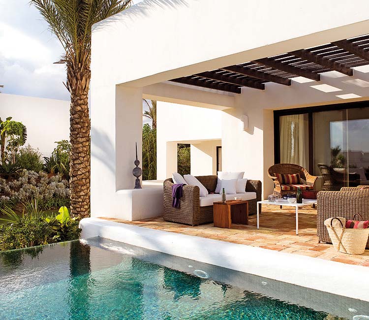 Una refrescante Piscina en tu Jardin ~ Cocinas modernas
