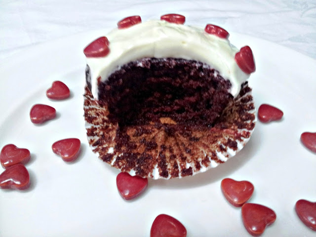 Red Velvet Cup Cakes by www.dish-away.com