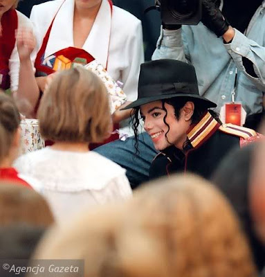 Fotos Com Historia  Michael Jackson na Polônia (Depoimento de Fã) Michael+jackson+polonia+%286%29
