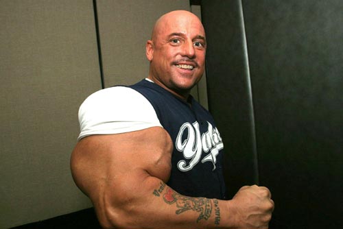 Biggest man in the world - ONLINE NEWS ICON