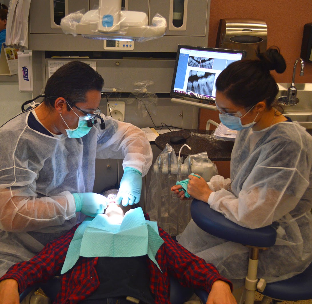 Rio Salado students work with a patient at the Rio Salado Dental Clinic