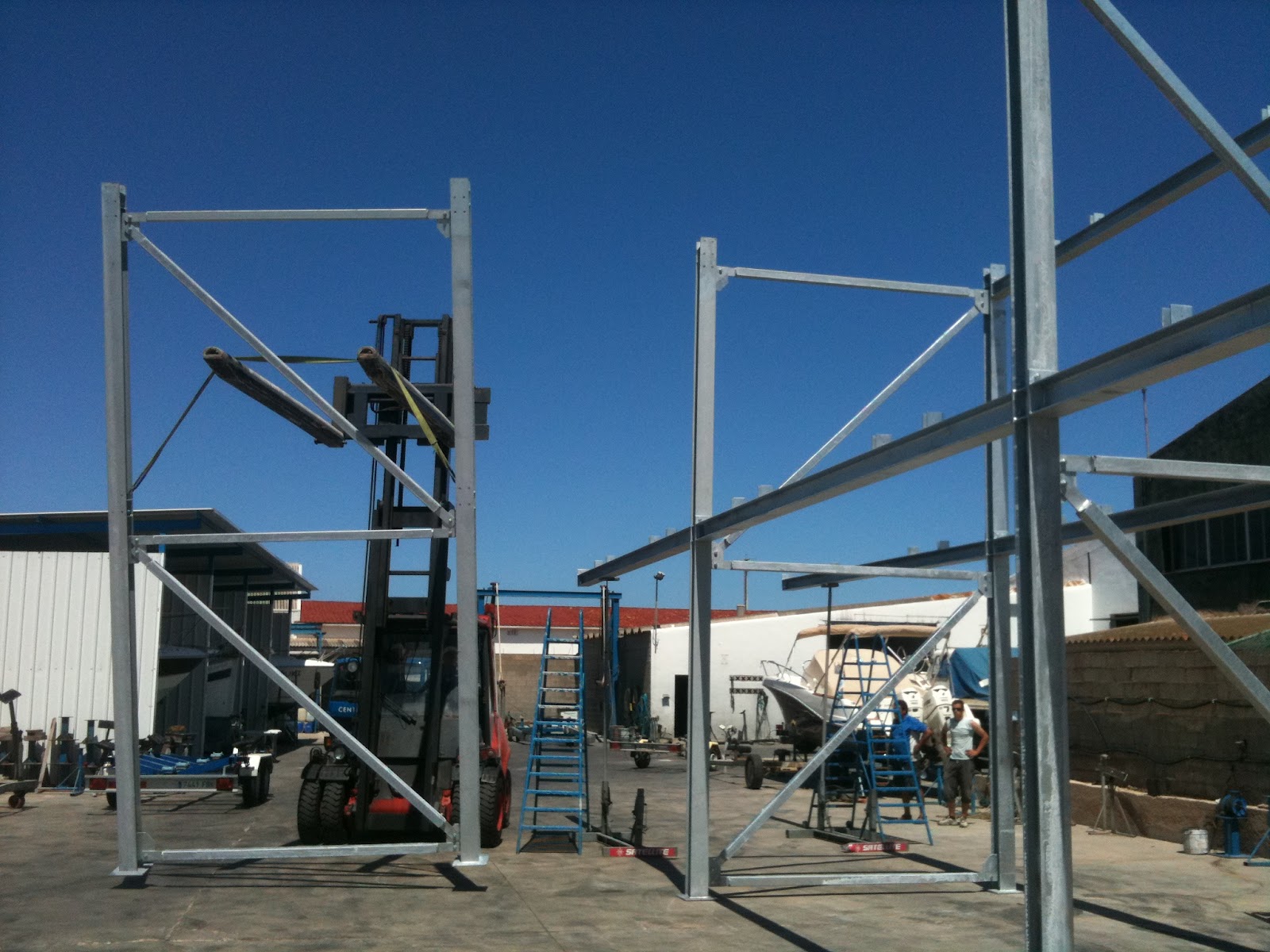 Nueva estantería para el parking de barcos hasta 7.5 metros eslora