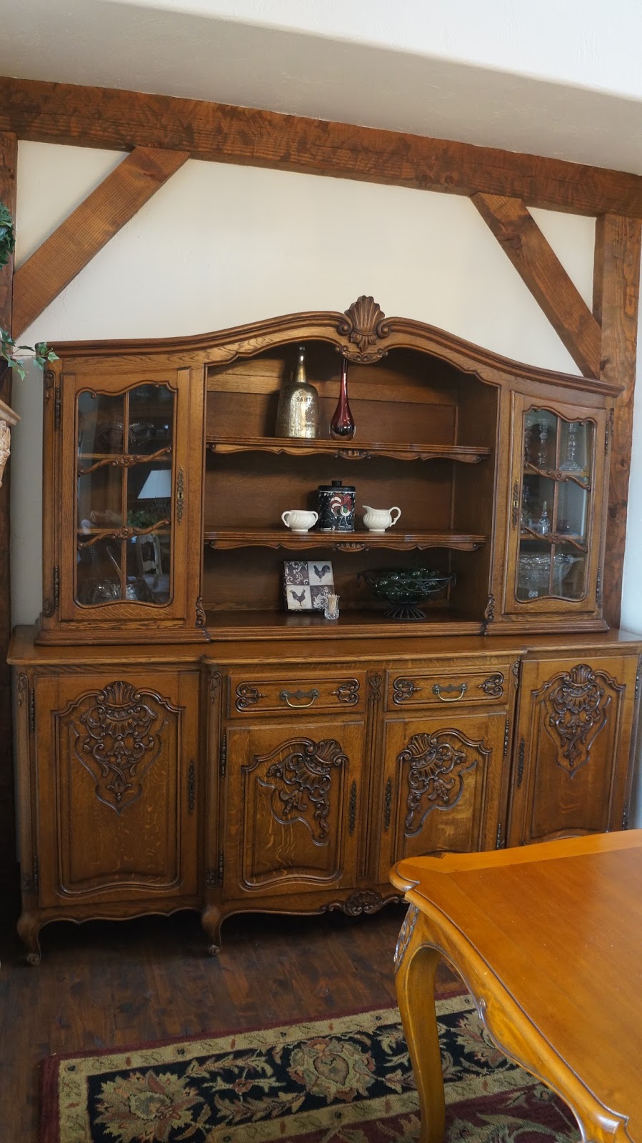 EUROPEAN FLAIR FURNITURE SHOP STORE