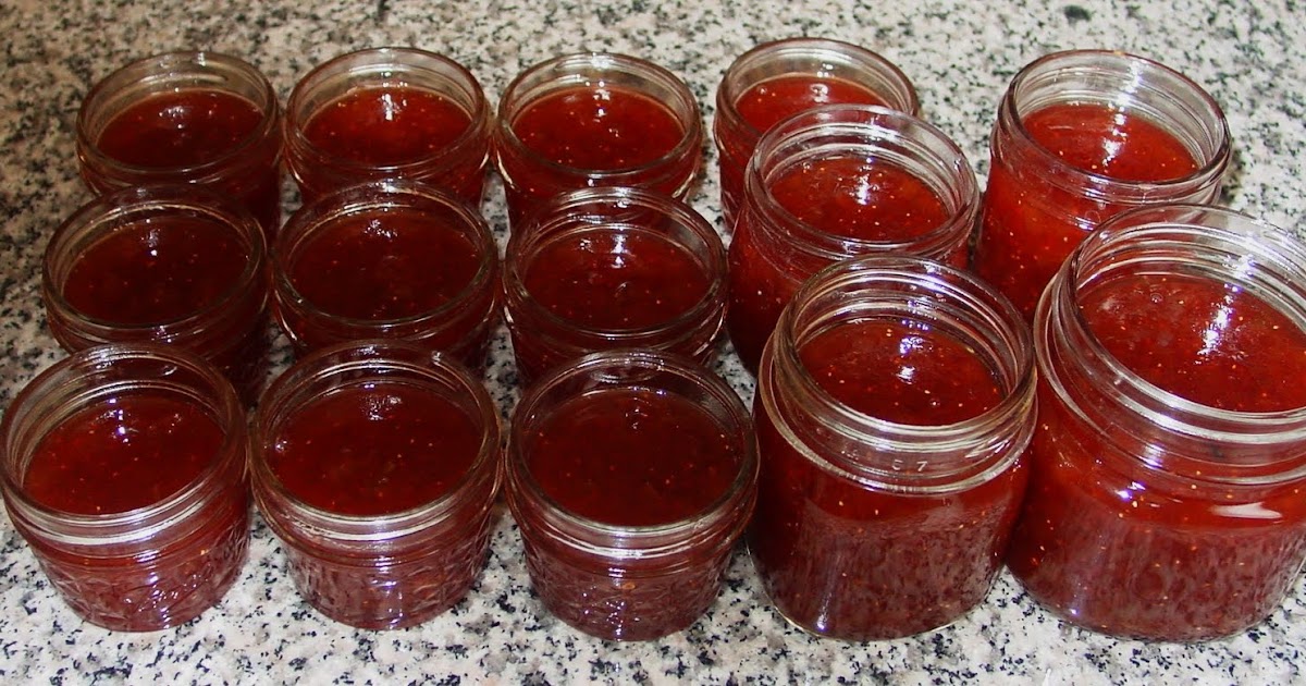mason jars to muffin tins StrawberryRhubarb Jam with Vanilla Bean and