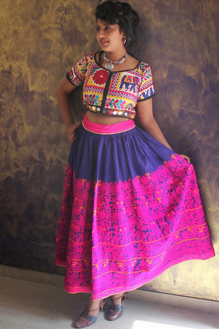 Gujarati Choli And SkirtGujarat Style On The Move